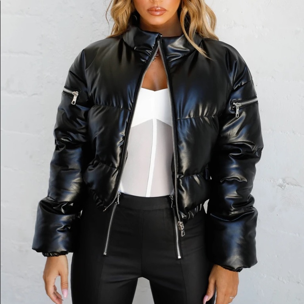 *SOLD* Cropped Black Puffer Jacket - Picture 2 of 8